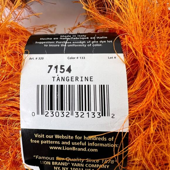 Lion Brand Fun Fur Eyelash Yarn 11 Skeins & 2 Partial Wt 5 Bulky Assorted Colors - Picture 6 of 11